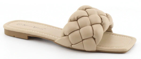 Nature Breeze R-9 Beige Square Toe Quilted Sandal