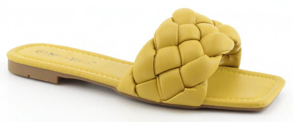Nature Breeze R-9 Mustard Square Toe Quilted Sandal